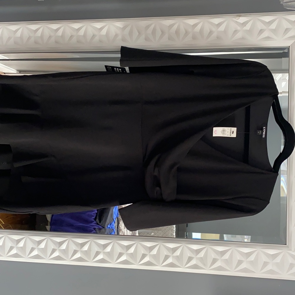 EXPRESS DRESS